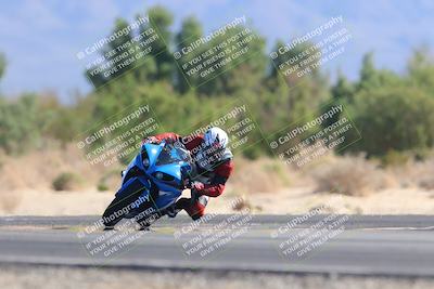 media/Nov-06-2022-SoCal Trackdays (Sun) [[208d2ccc26]]/Turn 7 Set 1 (1050am)/